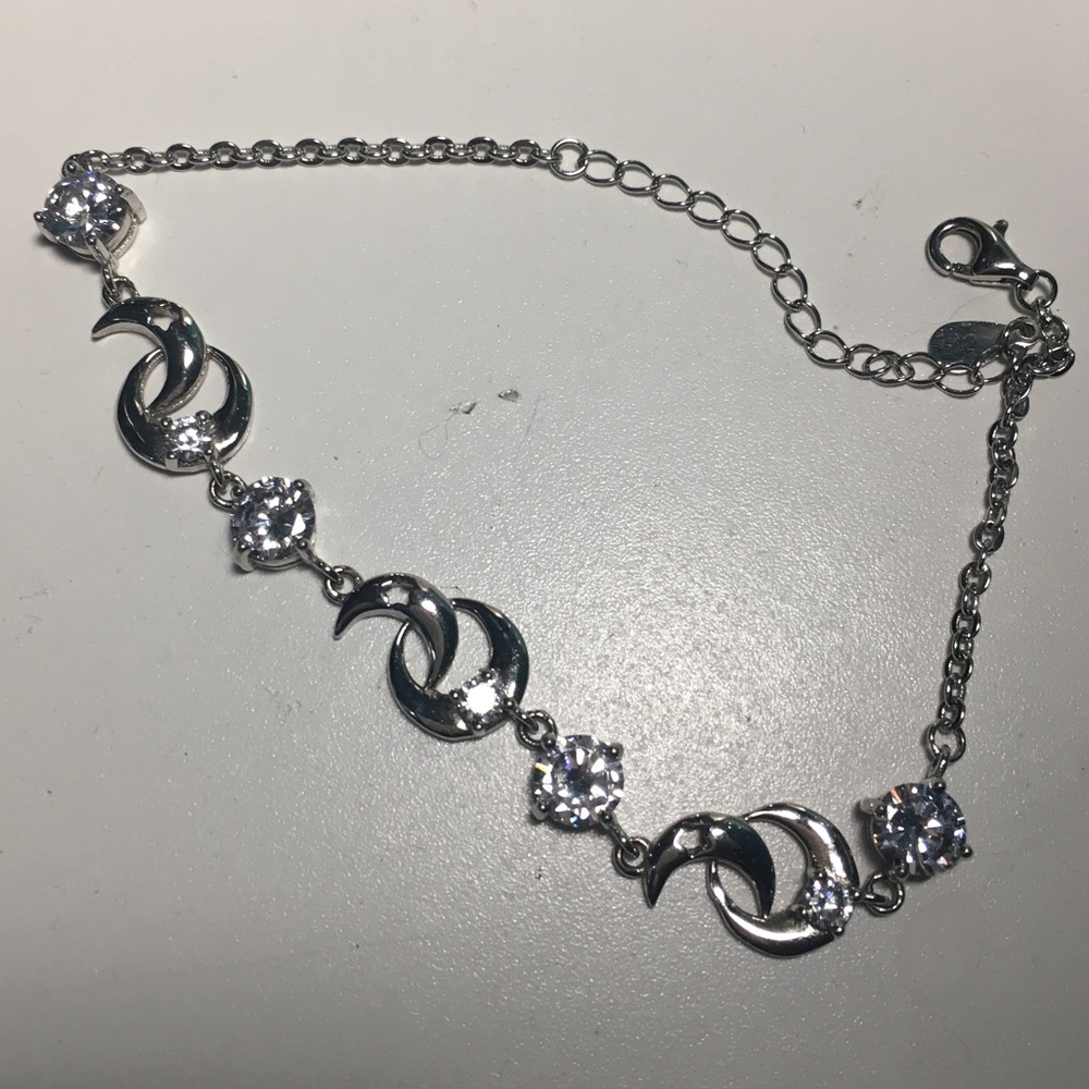 MOON & STAR DIAMOND BRACELET